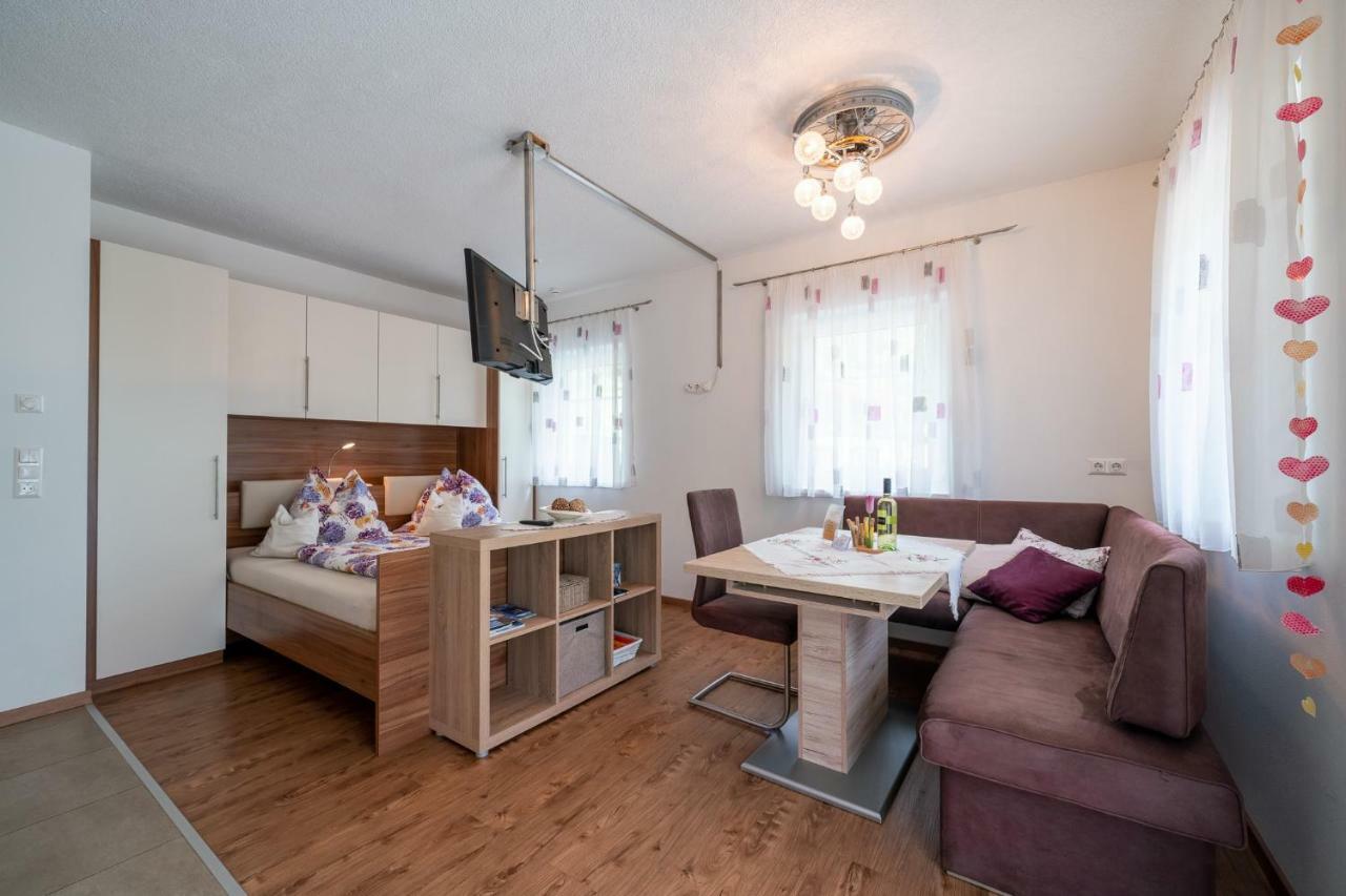 Appartements Salentinig 플래타취 외부 사진
